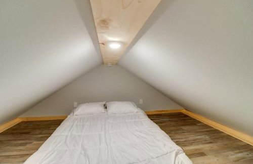 Beautiful Studio Cabin Near Greers Ferry Lake! - Foto 15