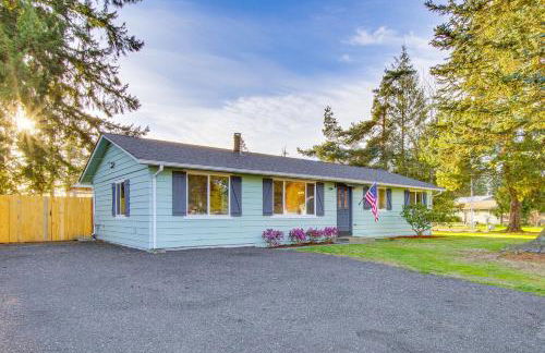 Charming Arlington Home with Hot Tub and Fenced Yard! - Foto 27