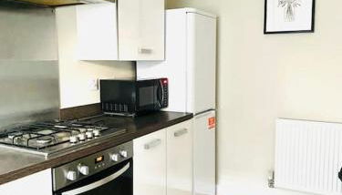 Stylish 3 Bed Semi Trentham Stoke on Trent - Foto 5