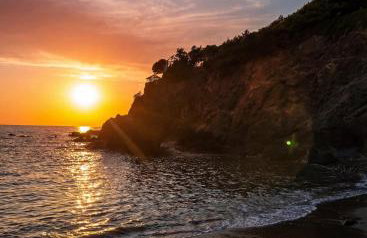 Roc Villa Castiglioncello - Private Villa with 2 Beaches and Park - Photo 54