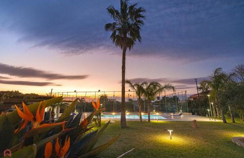 Villa a 300 Mt. dal Mare (Magaggiari) con campo da tennis - Foto 66