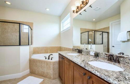 Reunion 5 Bedroom Vacation Home 7824 - Foto 10