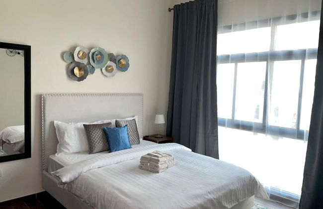 Elite LUX Holiday Homes - Spacious 2BR With Direct Metro Access in Al Furjan Dubai - Photo 5