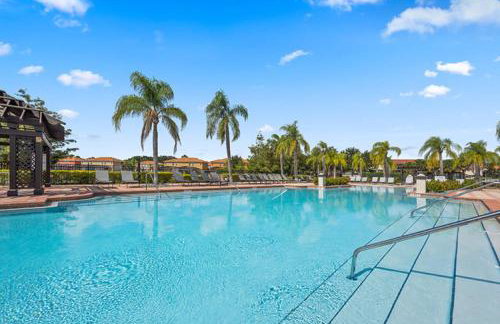 Family Nest 4-Bedroom Home Near Disney World - Photo 64