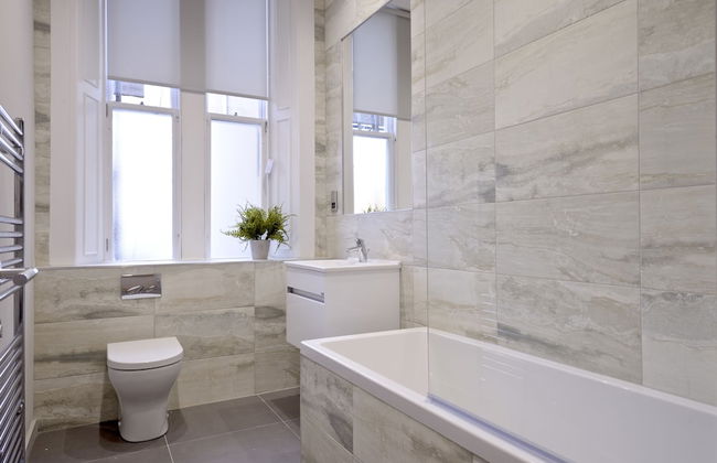 Destiny Scotland Charlotte SQ Apartments - Photo 23