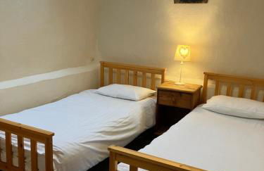 Cosy 3-bed Apartment on Exmoor - Photo 14