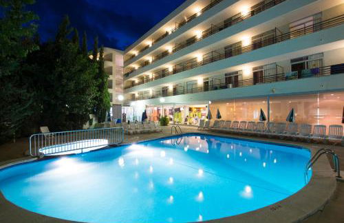 Medplaya Aparthotel Esmeraldas - Photo 1