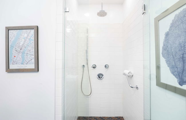 Steps to Beach+shops, Oceanview, Hot Tub+firepit Moonlight Modern by Avantstay - Foto 35