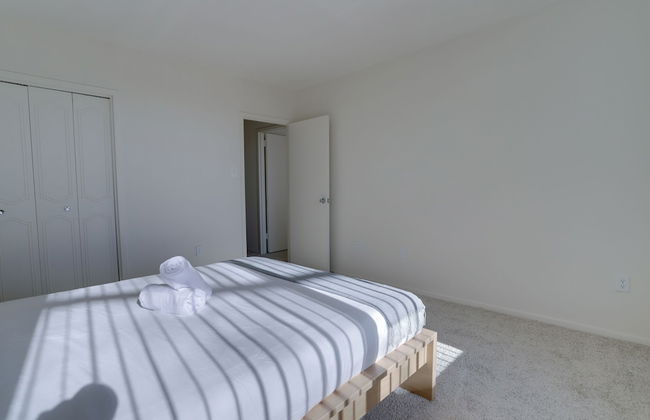 Elegant Apartments Near the Pentagon - Photo 5