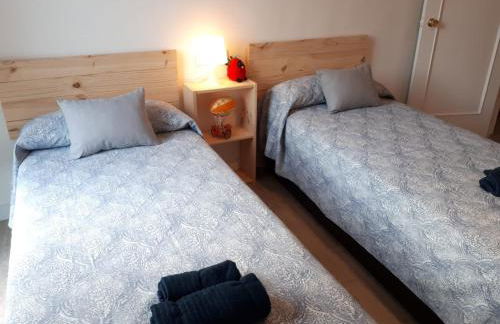 Beautiful Apartment on Las Ramblas with Port views - Photo 30