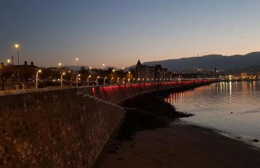 Cozy Yellow Home in Getxo - Foto 11