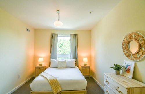 Greensview Apt 2 Bedroom, 2 Bath - Beautiful views! - Foto 16