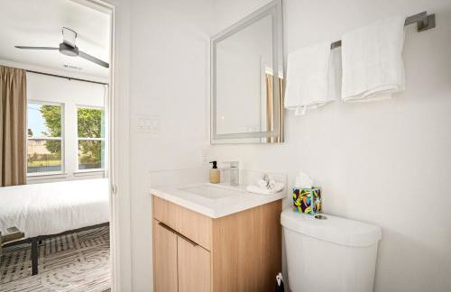 Resort-Style 3BR Ensuites, Slps7, Pool&, Gated, BBQ - Photo 6