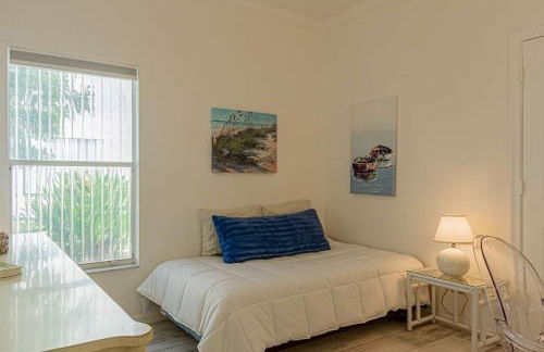 Crown Pointe- Lochwood Ct. - Photo 29