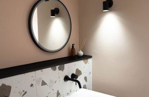 Subterranean Studio with Panoramic Costal Views and Sauna - Foto 22