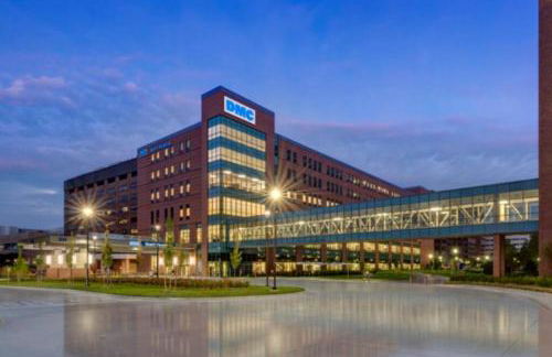 Less than 1mi to Little Caesars Arena, 2BR with Free Parking - Foto 7