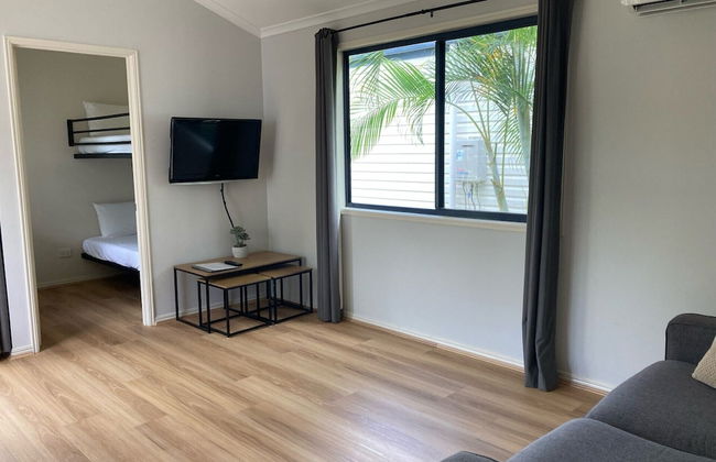 Landsborough Holiday Park - Photo 10