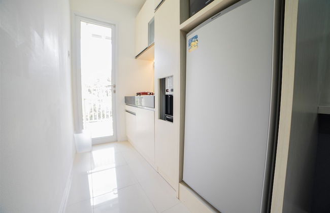 Contemporary Near Cihampelas at Parahyangan Residence Apartment - Photo 16