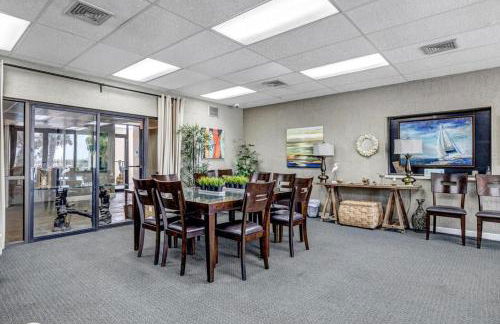 Oceanfront Penthouse Paradise - Foto 29