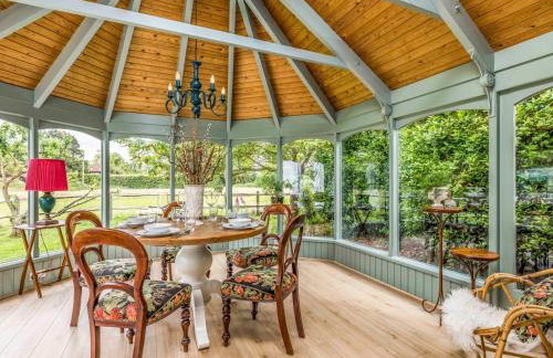 Pretty Three Bedroomed home near the Beach - Pass the Keys - Foto 50