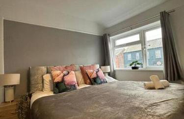 Spacious 4Bedroom House in Warrington - Sleeps 8 - Foto 7