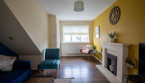 2BR Home Near Shops & Transport Links - Foto 1