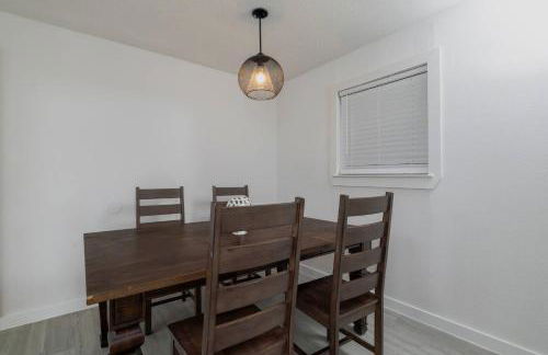 Heart of Euless - Quick Drive to World Cup Events! - Foto 21