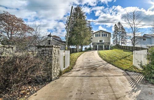 East Tawas Home with Patio, Lake Huron On-Site - Foto 35