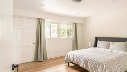 30 PCT OFF! Malibu Villa, Ocean View, Beach, Hiking - Photo 4