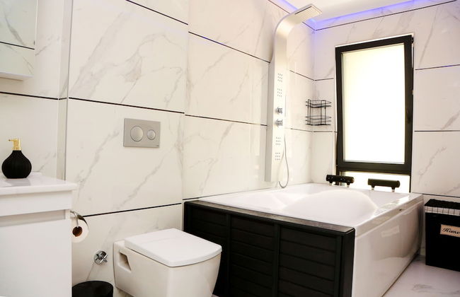 VILLA SEMI - Photo 20