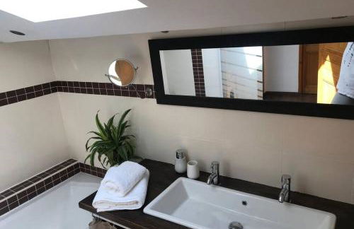 COEUR de GOUDARGUES! 3 ch, 3 SDB, Extérieur, CLIM - Foto 8