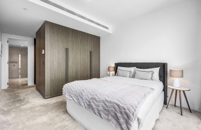 Collins House Apartments by CLLIX - Photo 44