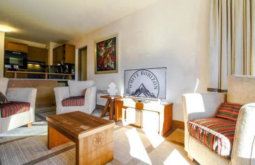 Stunning 3-bedroom apartment with mountain views - Foto 34