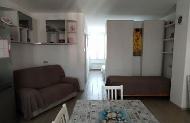 PINK & GREEN APARTMENTS - RHO FIERA MILANO MIND - Andrea - Foto 32