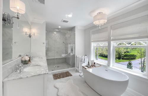 New Construction Modern Luxury Retreat w 6 Beds - Foto 31