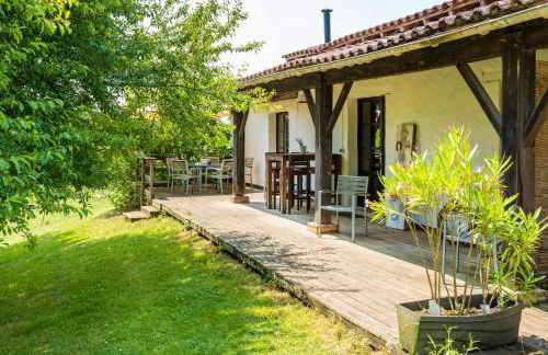 Lou Tapata - Photo 3