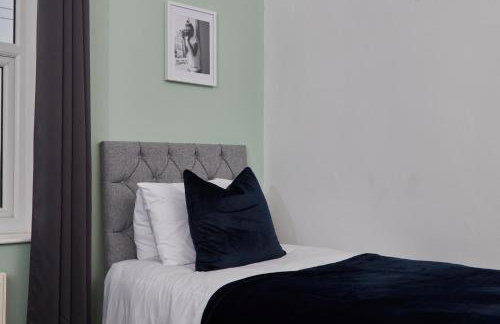 Spacious Bradford House with 4 bedrooms & 6 Beds by PureStay with Parking for 7 nights min! - Foto 18