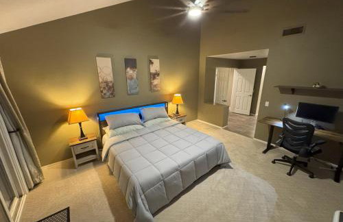 Riverside Views & Pool Retreat - Foto 56