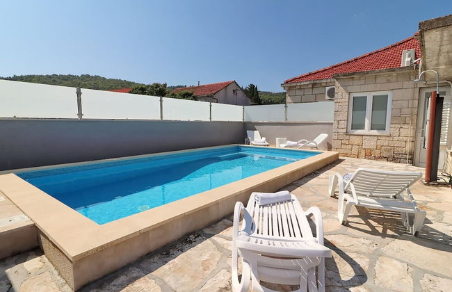 Villa Ivana - Three-bedroom Villa With Private Pool - Photo 23