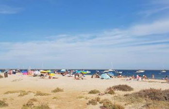 Casa dos Sorrisos - 3 bedroom apartment, terrace, barbecue, AC, Wifi, beach - Foto 28