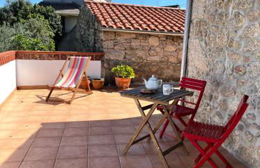 Casa rústica com terraço e jardim - Foto 17