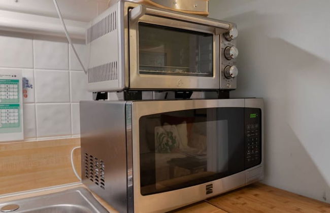 The Secret Garden - The Cottage Near Beach, Shops, Restaurants, Pet Friendly, Close to Lucerne Ave! - Foto 18