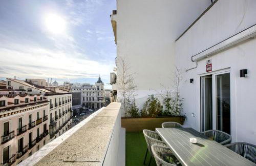 El Cielo: Lujoso Ático en Madrid Centro - Photo 6