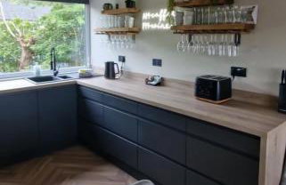 Townhouse - 6 Bed Hot Tub House - Photo 13