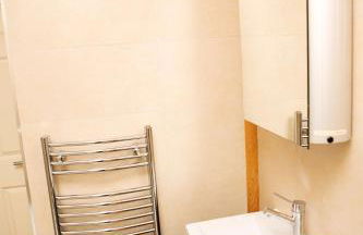 Apt 2, Trafalgar Square 2nd Floor by Indigo Flats - Photo 6