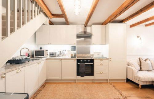 Ollerenshaw Cottage - Photo 7