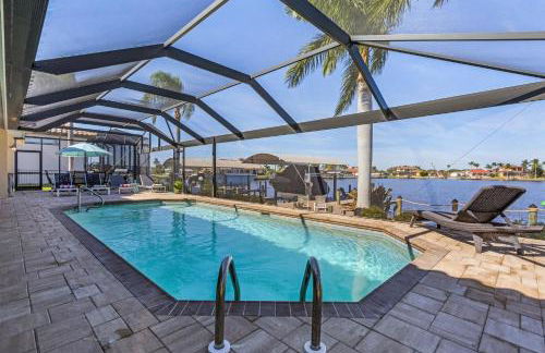 Modern, Luxurious, Waterfront home with Heated Pool - Villa Dock Holiday - Roelens Vacations - Foto 46