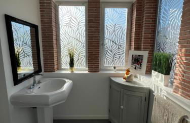 Superbe villa piscine proche ville et mer au calme - Foto 35