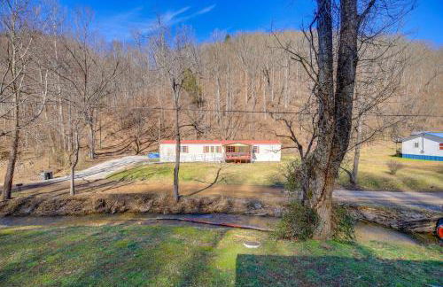 Near Riding Trails for ATVs Cabin in Delbarton - Photo 24