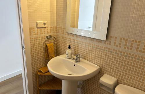 Apartamento Rabdells Olivanova 150m de la playa - Photo 7